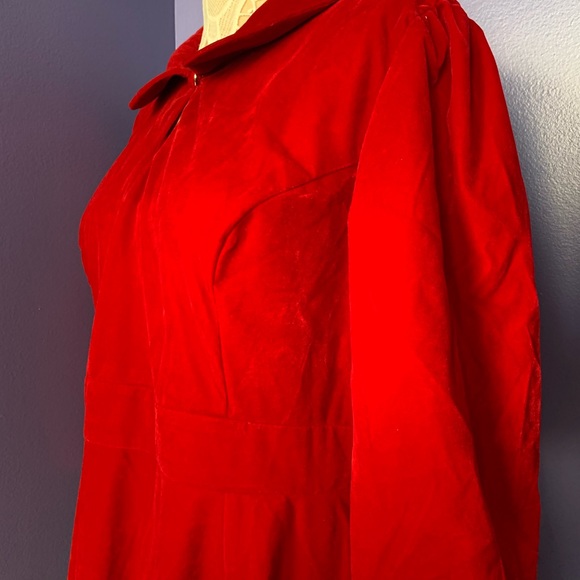 NWT Hearts & Roses London Red Velvet Tea Length Dress Size 16 US - Picture 13 of 14